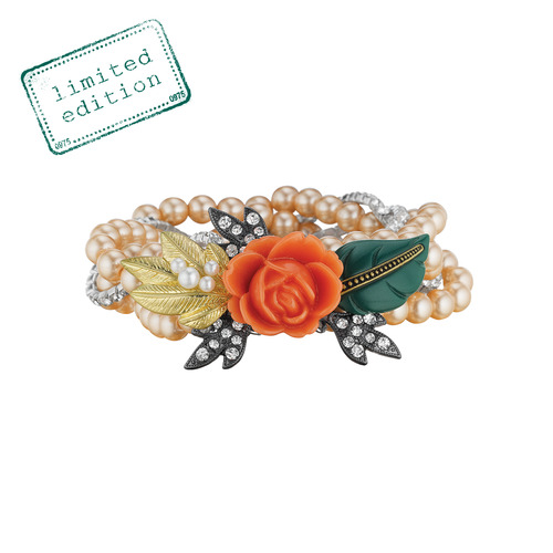 LA BELLE ROSE 'ELYSE' BRACELET on a white background