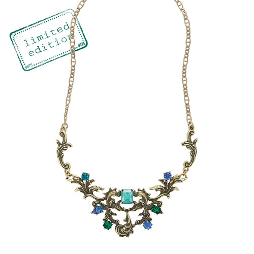 LE ROCOCO FLORENCE NECKLACE on a white background